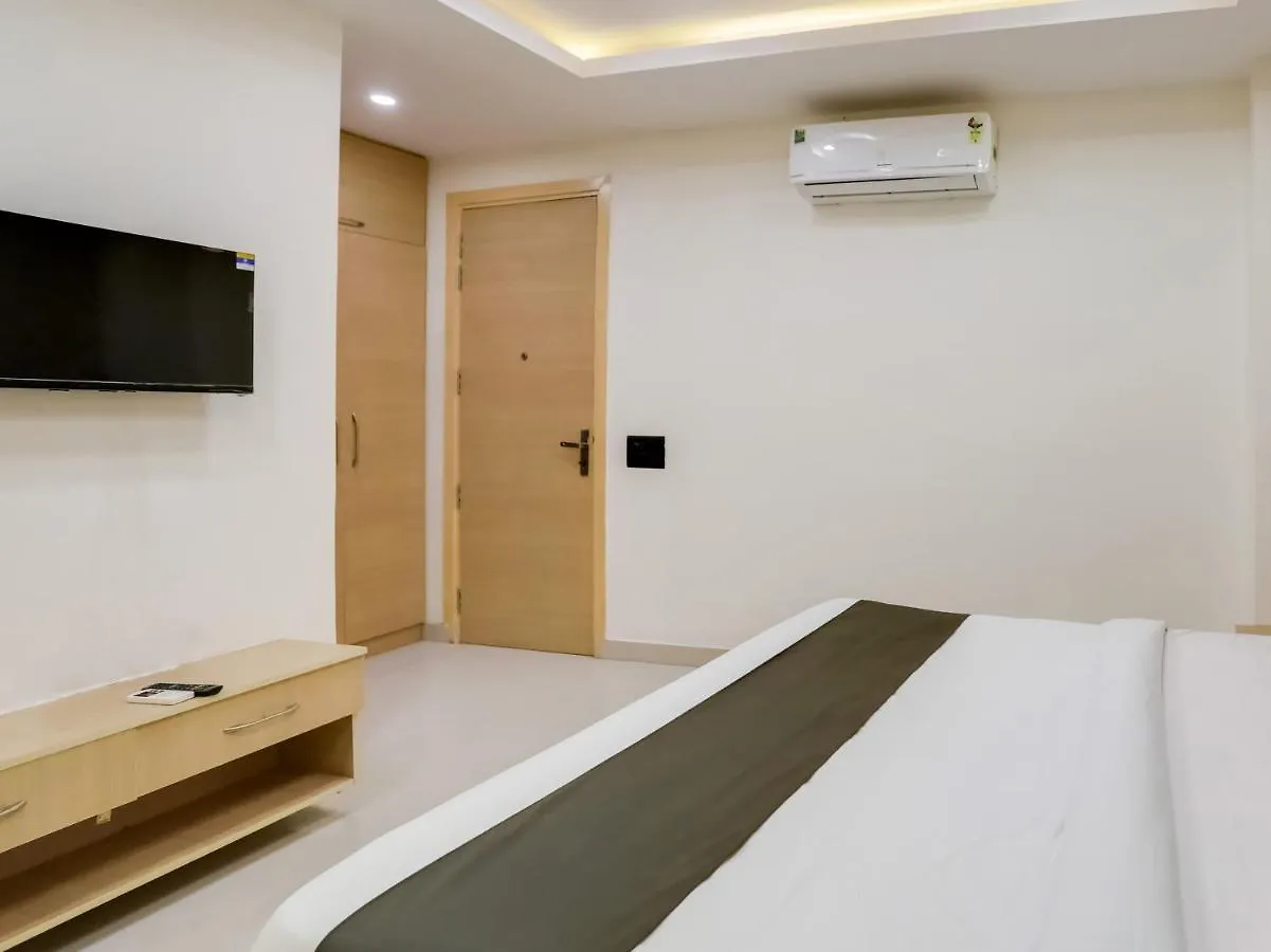 Townhouse Magnolia Corporate Stays Gurgaon 4*,