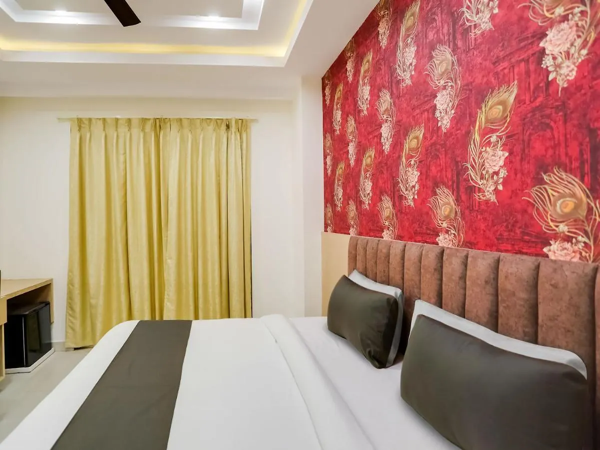 Townhouse Magnolia Corporate Stays Gurgaon Hotel