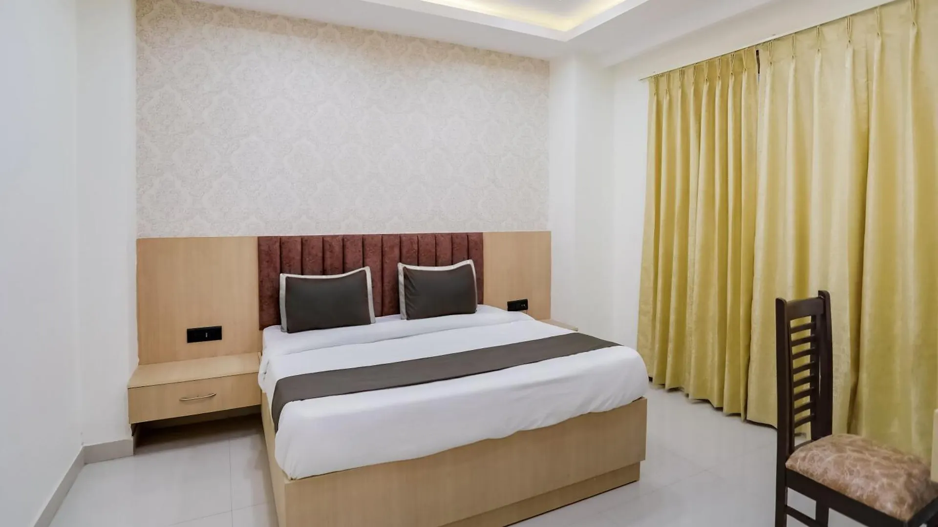 **** Hotel Townhouse Magnolia Corporate Stays Gurgaon India